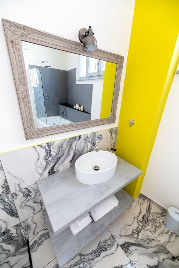 Monca'S House Bed & Breakfast Vietri sul Mare Exterior photo