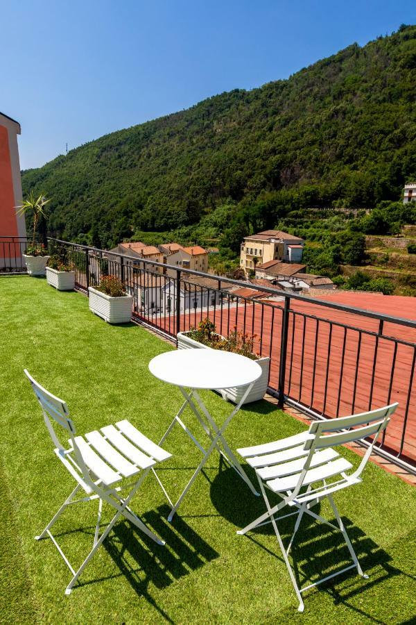 Monca'S House Bed & Breakfast Vietri sul Mare Exterior photo